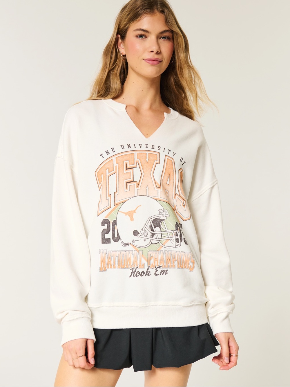 Hollister Women's Oversized University of Texas Football White College Sweater M